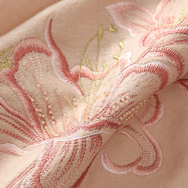 Buddha Stones -Wollschal, Lilien-Stickerei, Quaste, Winter, gemütlicher Reiseschal, Wickeltuch - image 5