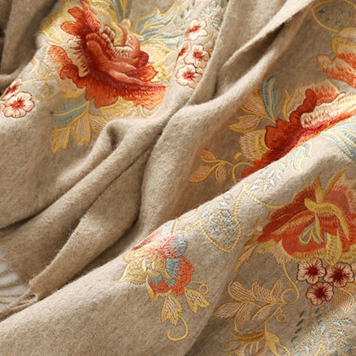 Buddha Stones -Wollschal, rote Blumenblätter, Stickerei, Quaste, gemütlicher Winter-Reiseschal - image 8