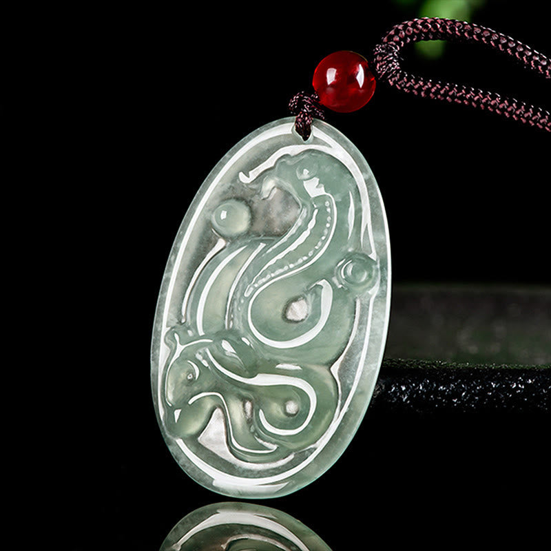 Buddha Stones Halskette mit Anhänger aus natürlicher Jade im ovalen Jahr der Schlange