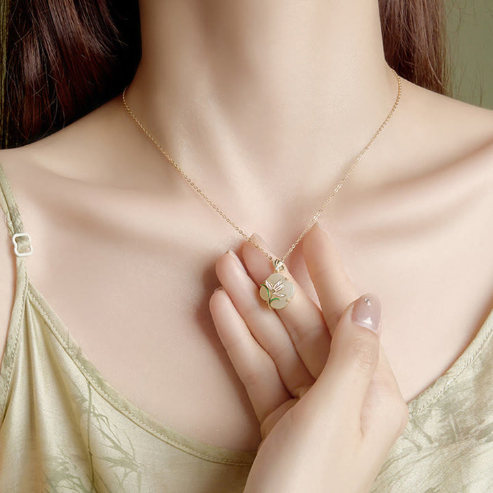 Buddha Stones 925 Sterling Silber Magnolie Schmetterling Hetian Jade Vierblättriges Kleeblatt Segen Ohrringe Halskette Anhänger - image 2