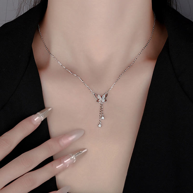 Buddha Stones Halskette mit Anhänger aus 999er Sterlingsilber mit Tridacna-Stein und Schmetterling - image 8