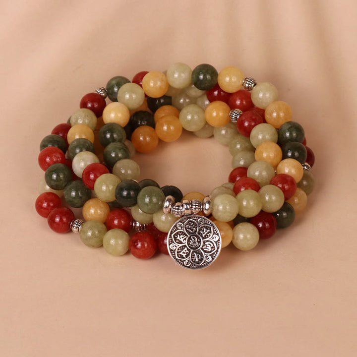 Buddha Stones 108 Mala-Perlen Naturfarbener Stein Topas Roter Jaspis Grüner Jaspis Sechs wahre Worte ‚Om Mani Padme Hum‘ Schutzarmband