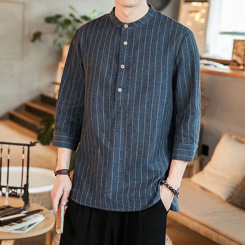 Buddha Stones - Gestreiftes Herrenhemd aus Leinen mit halben Knöpfen und Dreiviertelärmeln - Dunkelblau - US/ UK/AU46, EU56 (5XL) - image 0