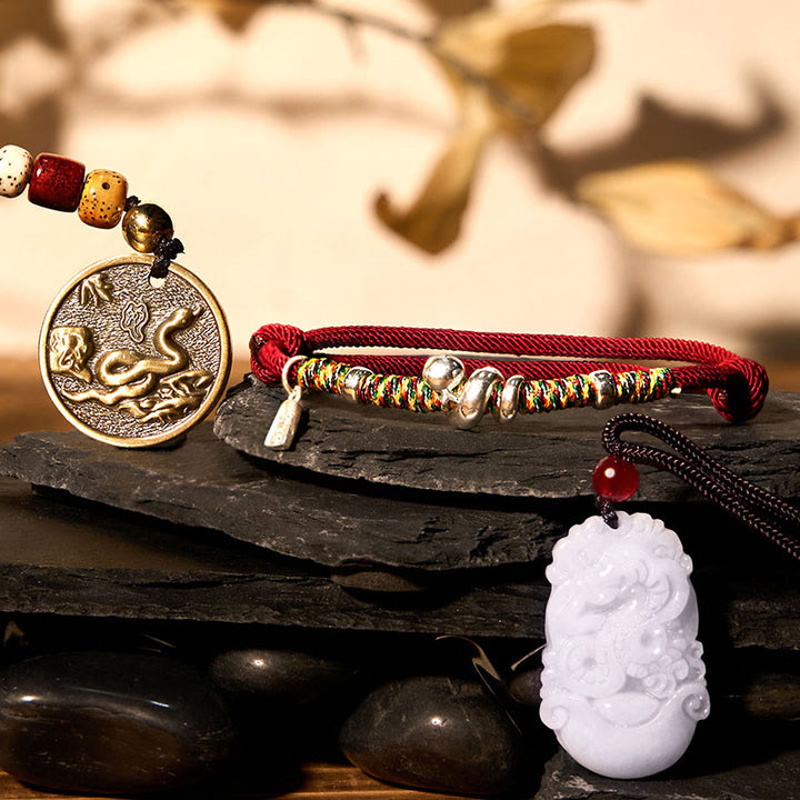 Buddha Stones Lucky Das Jahr der Schlange 2025 Jade Red String Schutz Bundle-2