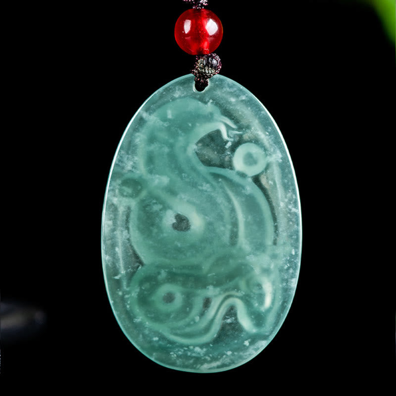 Buddha Stones Halskette mit Anhänger aus natürlicher Jade im ovalen Jahr der Schlange