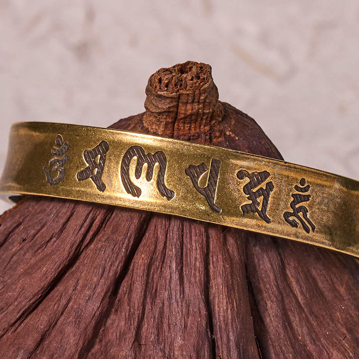 Buddha Stones Sechs Wahre Worte 'om Mani Padme Hum' Herz Sutra Kupfer Messing Innerer Frieden Manschette Armband Armreif