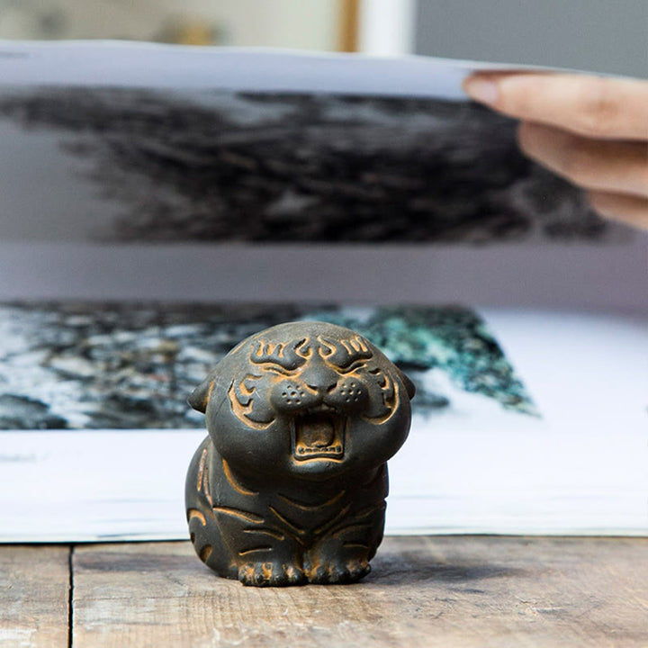 Buddha Stones, Mini-Statue aus süßem Tiger, Eisenpulver, Rostguss, Kunstharz, Heimdekoration