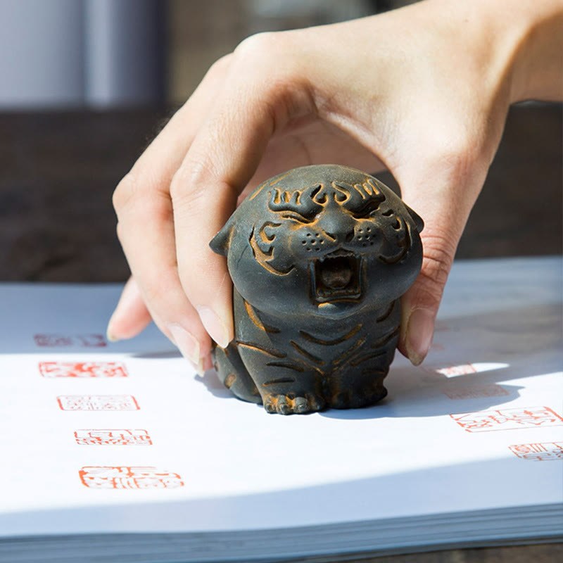 Buddha Stones, Mini-Statue aus süßem Tiger, Eisenpulver, Rostguss, Kunstharz, Heimdekoration