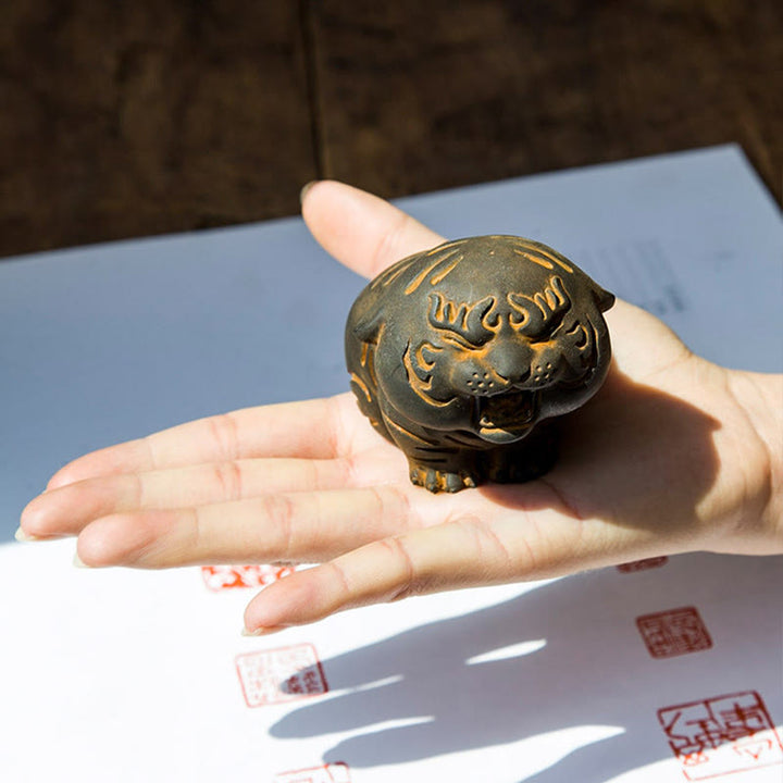 Buddha Stones, Mini-Statue aus süßem Tiger, Eisenpulver, Rostguss, Kunstharz, Heimdekoration