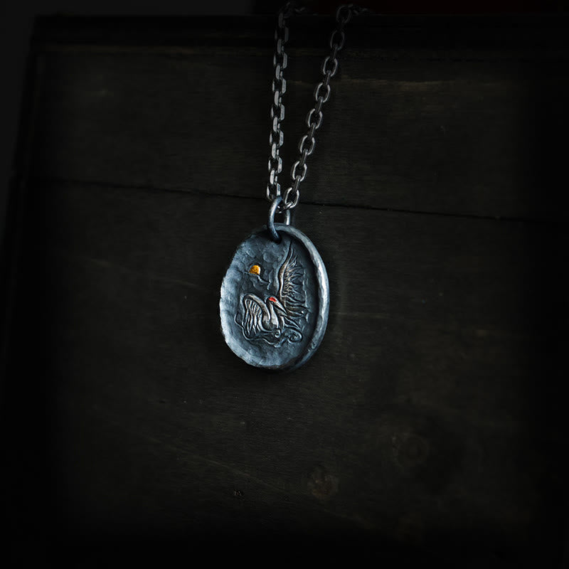 Halskette mit Anhänger „Buddha Stones“ aus 999er Sterlingsilber und 24 Karat Gold, Kranich, glückverheißende Wolken, Balance - image 3