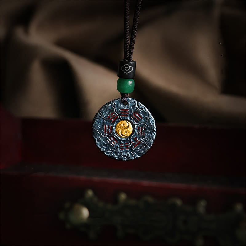 Halskette mit Anhänger „Buddha Stones“ aus 999er Sterlingsilber und 24 Karat Gold, Bagua, Tai Chi, Yin-Yang-Design, Berggeister, Geld ausgeben, Harmonie - 999 Sterling Silber & Baumwollseilkette - image 1
