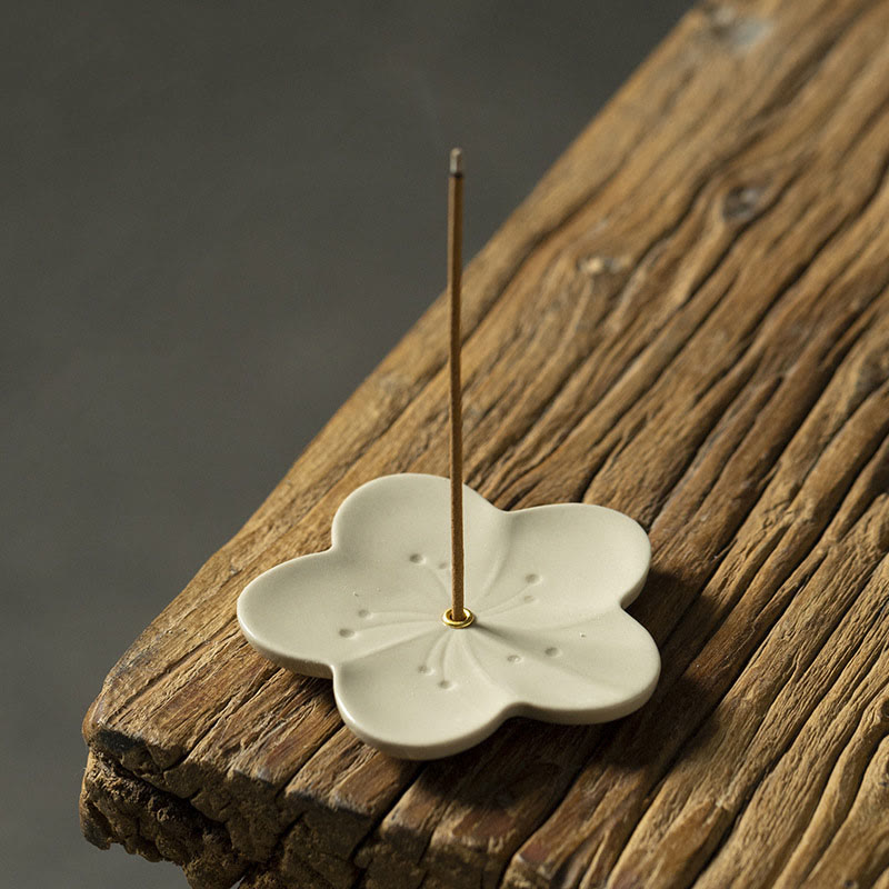 Buddha Stones, Lotus, Kirschblüte, Pflaumenblüte, Chrysantheme, heilende Keramik-Räuchergefäß-Dekoration - Pflaumenblüte 7*7*0,5cm - image 4