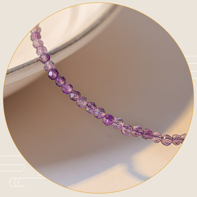 Armband „Inner Peace“ aus 14 Karat vergoldetem Kupfer mit Buddha Stones, 2,5 mm natürlicher Amethyst, ultradünn