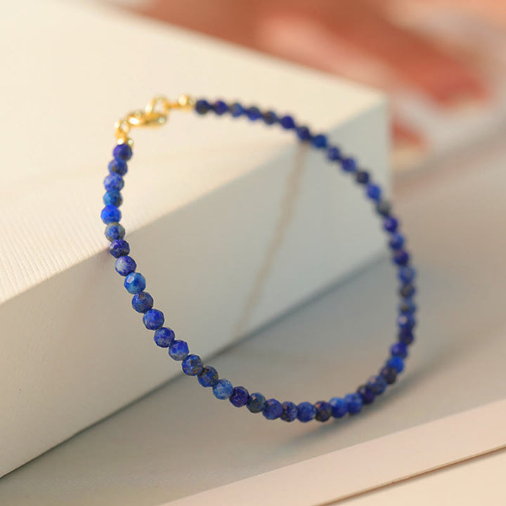 Buddha Stones, kleines Lapislazuli-Armband mit ultradünnen Perlen - image 3
