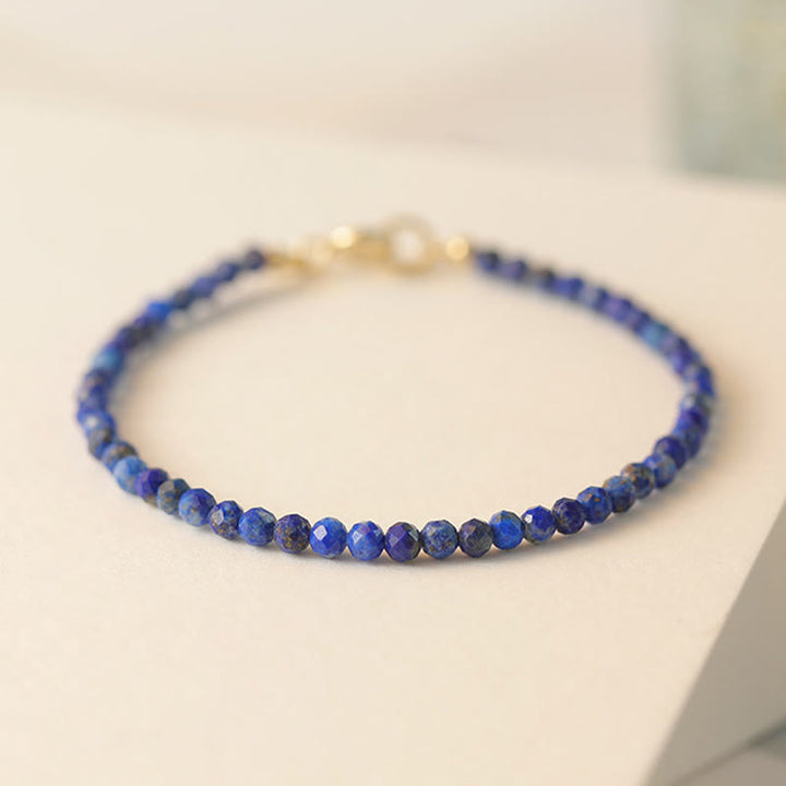 Buddha Stones, kleines Lapislazuli-Armband mit ultradünnen Perlen - image 8