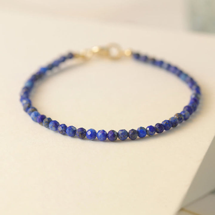 Buddha Stones, kleines Lapislazuli-Armband mit ultradünnen Perlen - image 9