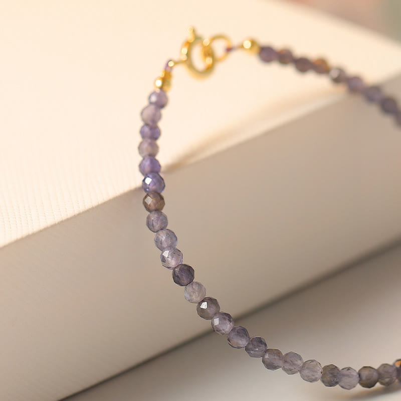 Buddha Stones , 3 mm, Amethyst, Iolith, ultradünne Perlen, 14 Karat vergoldetes Kupfer-Kommunikationsarmband - image 2