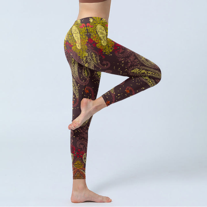 Buddha Stones Rötlich-braune Cashew-Blumenranken-Print Gym Leggings Damen Yogahose