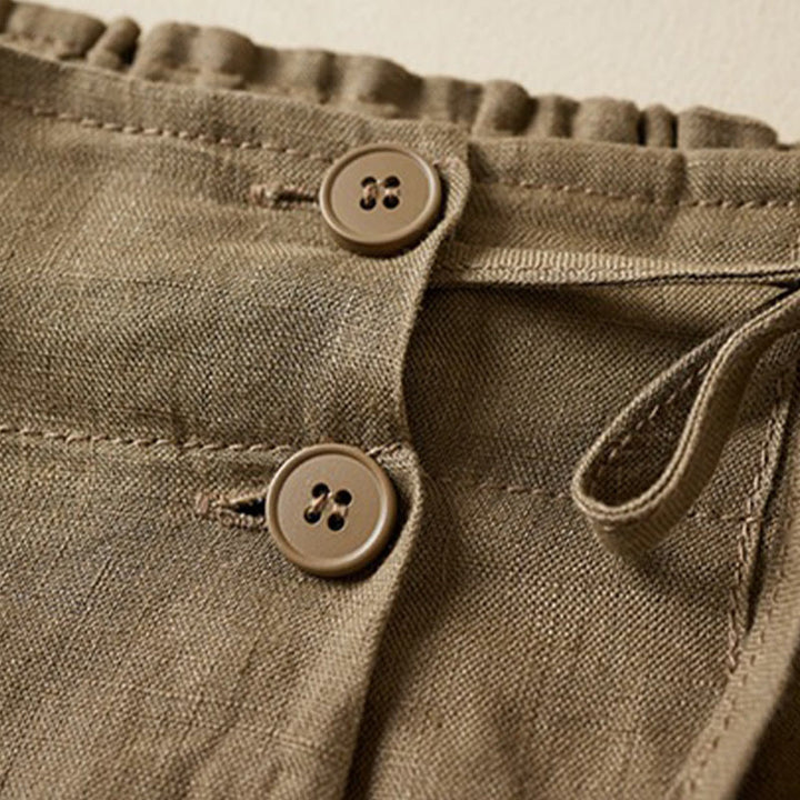 Buddha Stones - Einfarbige Shorts aus Baumwollleinen mit zwei Knöpfen und Schnürung und Taschen für Damen