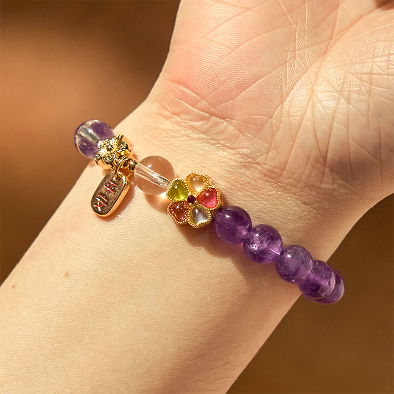 Buddha Stones Charm-Armband mit natürlichem Amethyst und weißer Kristallblume, Heilung, sicher und gut