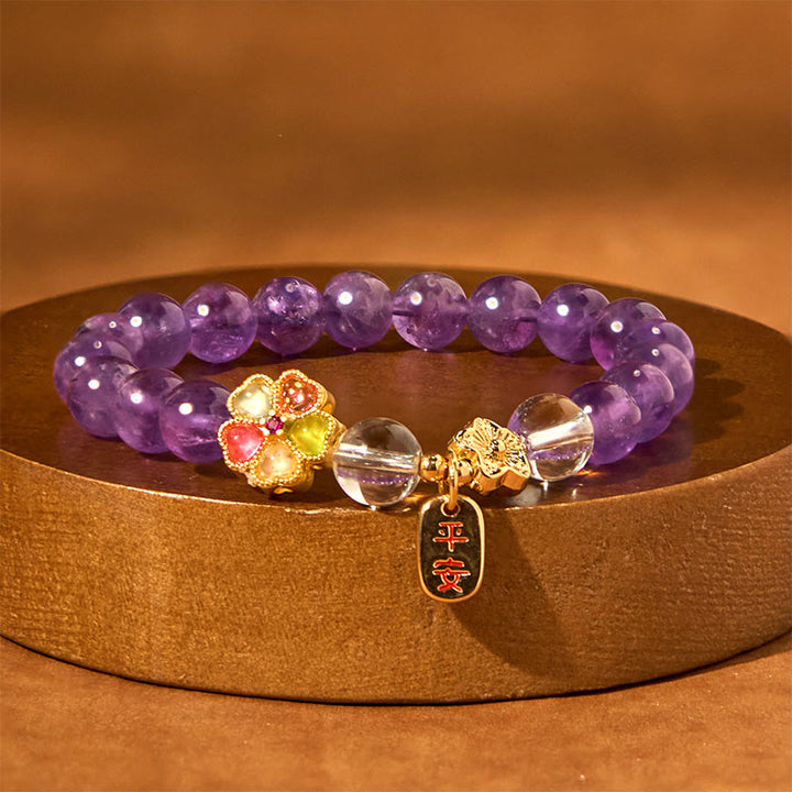 Buddha Stones Charm-Armband mit natürlichem Amethyst und weißer Kristallblume, Heilung, sicher und gut