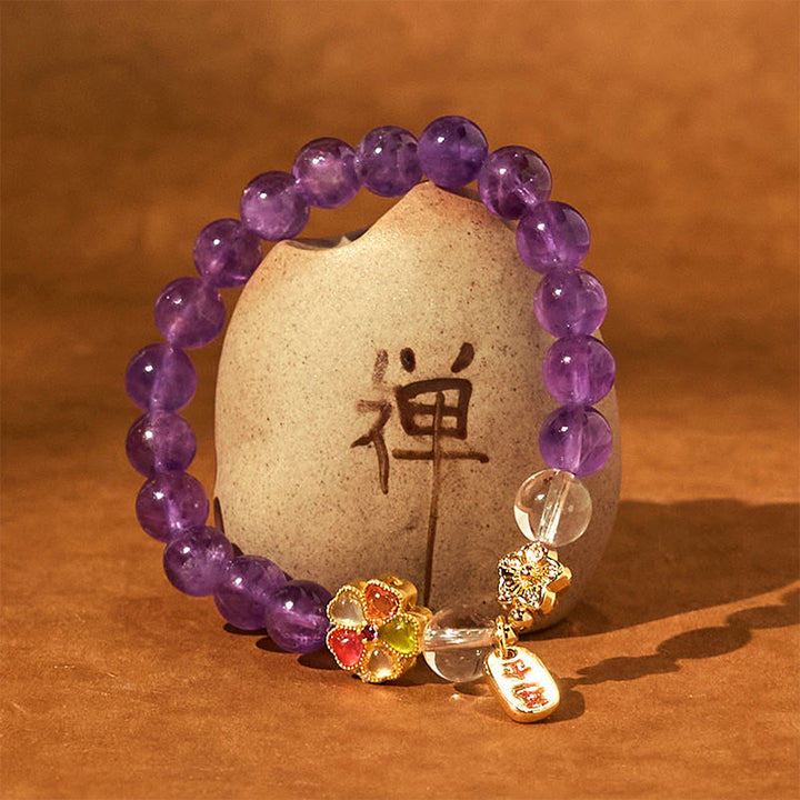 Buddha Stones Charm-Armband mit natürlichem Amethyst und weißer Kristallblume, Heilung, sicher und gut