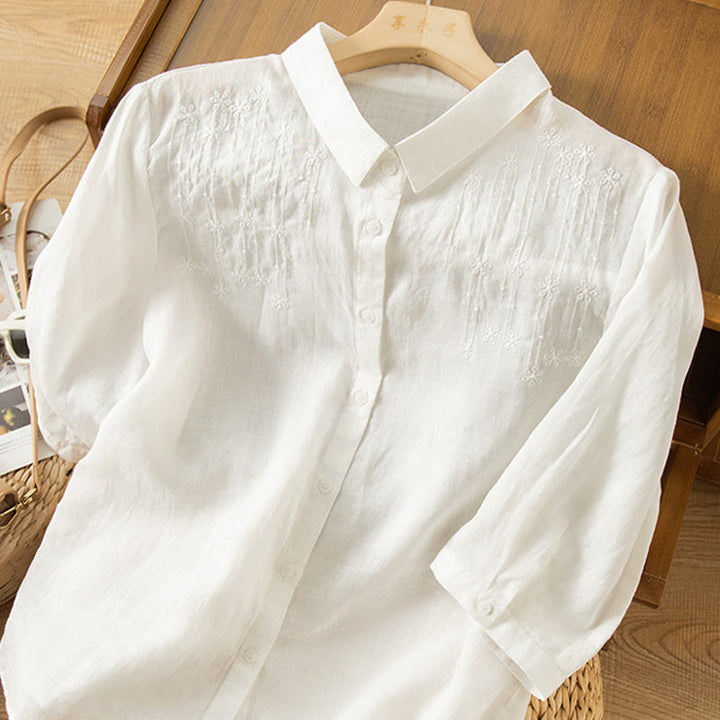 Lässiges Damen-Shirt aus Baumwolle und Leinen mit Stehkragen und Stickereien von Buddha Stones