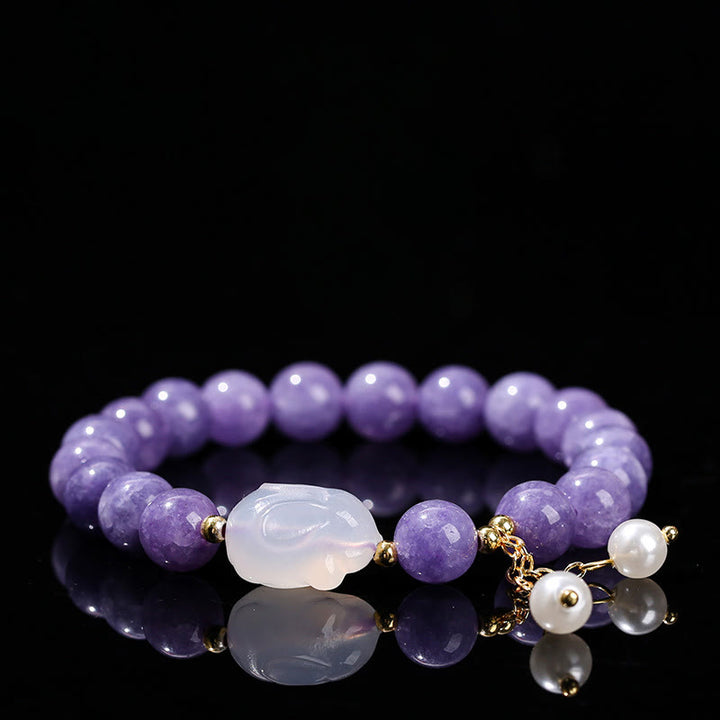 Buddha Stones Armband mit Heilperlen, natürlichem violettem Aquamarin und Chalcedon, Kaninchen-Design