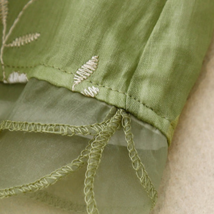 Lässiges Baumwoll-Cardigan-Shirt mit Rundhalsausschnitt und halblangen Ärmeln von Buddha Stones aus Organza mit bestickten Blütenblättern - image 19