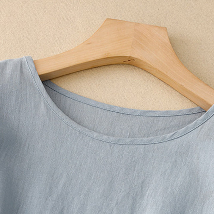 Buddha Stones – Lässiges, schlichtes Midikleid aus Baumwolle und Leinen mit Rundhalsausschnitt, Schnürung und halblangen Ärmeln und Taschen - image 9