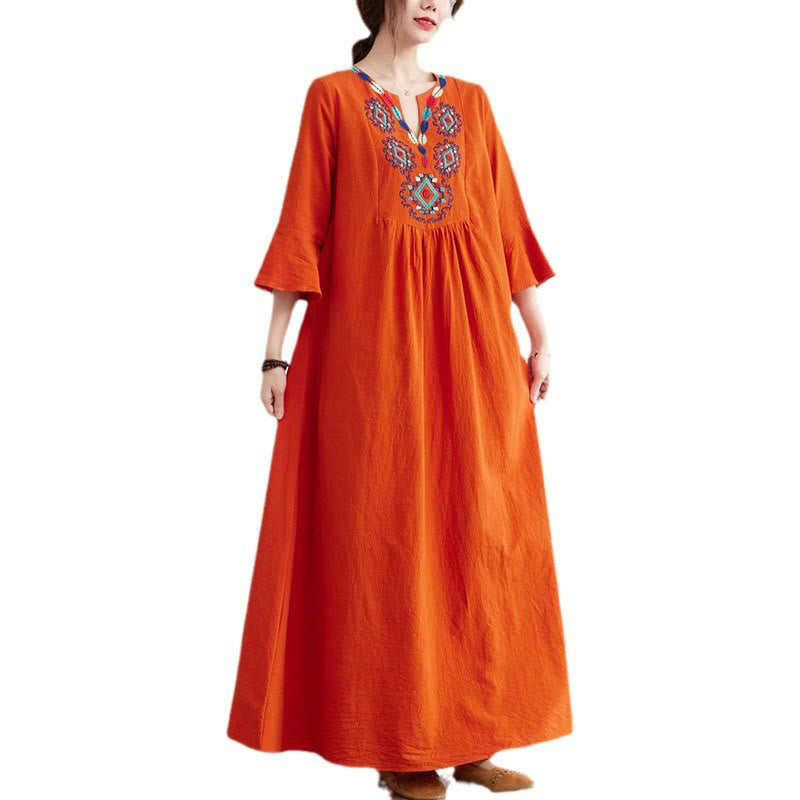 Buddha Stones – Lässiges Midikleid aus Baumwolle und Leinen mit besticktem Blumenmuster, V-Ausschnitt und Dreiviertelärmeln - image 12