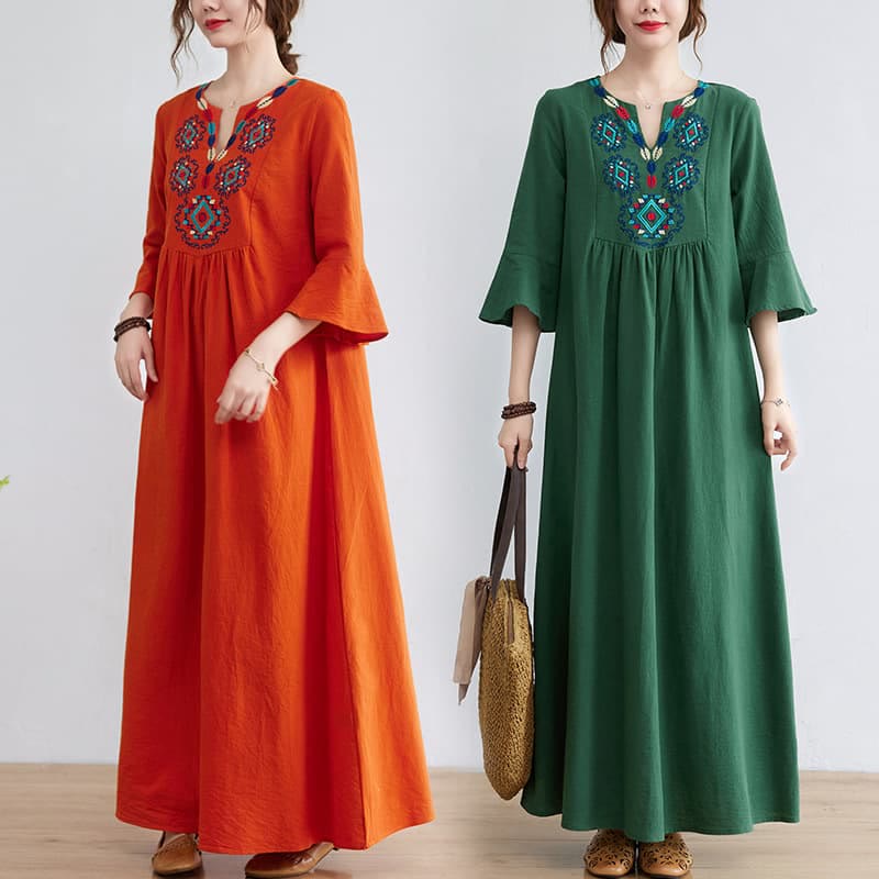 Buddha Stones – Lässiges Midikleid aus Baumwolle und Leinen mit besticktem Blumenmuster, V-Ausschnitt und Dreiviertelärmeln - image 20