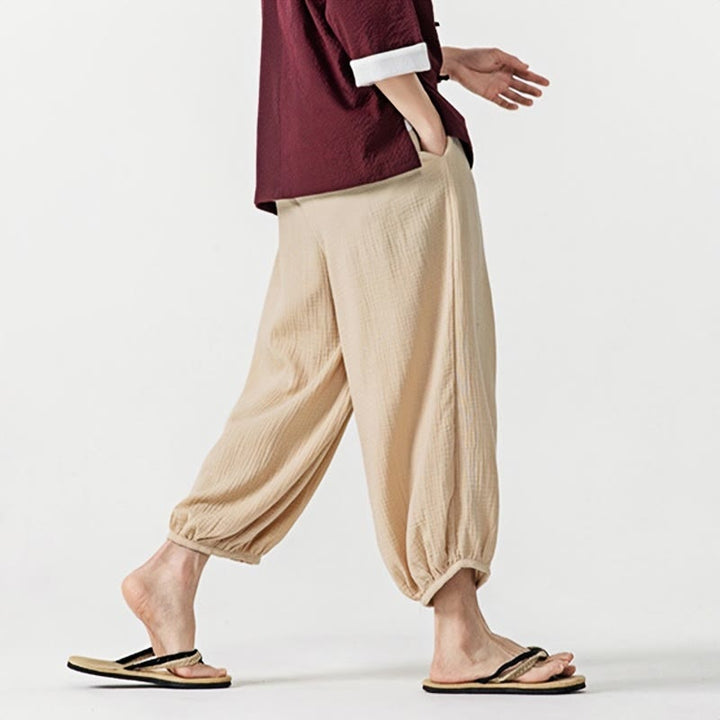 Weiche, einfarbige Herrenhose aus Baumwolle mit Kordelzug und Taschen von Buddha Stones - image 3