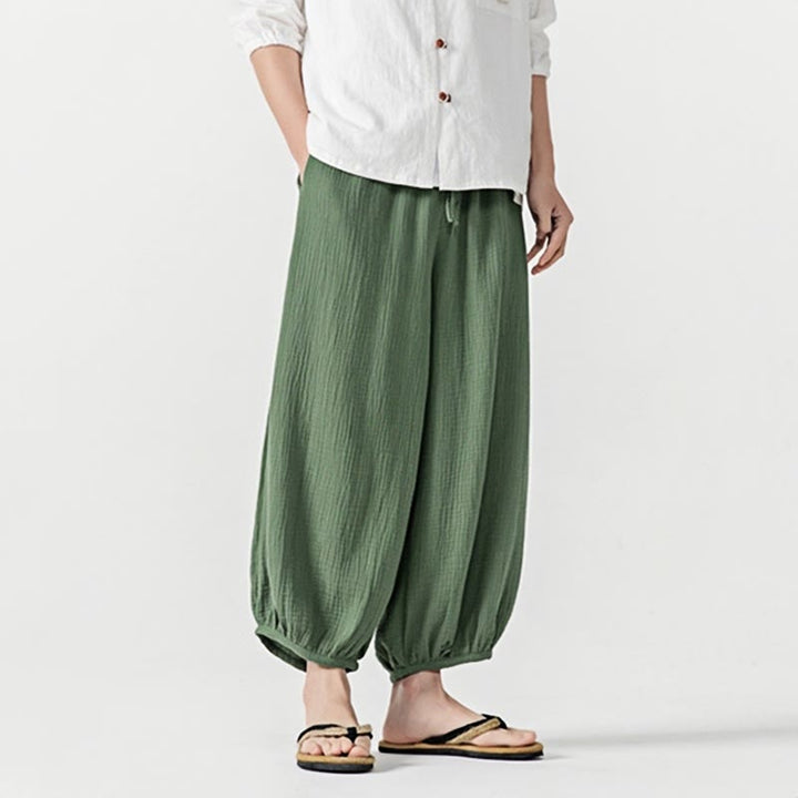 Weiche, einfarbige Herrenhose aus Baumwolle mit Kordelzug und Taschen von Buddha Stones - image 36