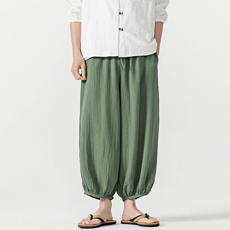 Weiche, einfarbige Herrenhose aus Baumwolle mit Kordelzug und Taschen von Buddha Stones