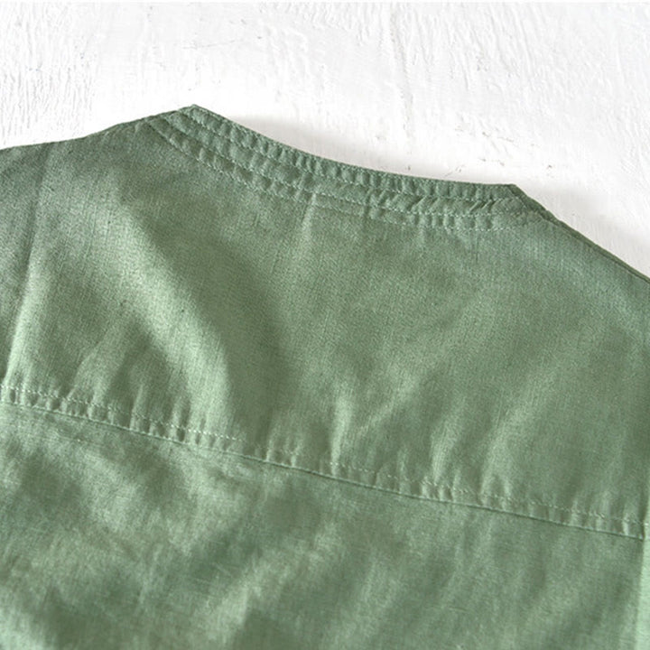 Buddha Stones Sommer-Herrenhemd mit Stehkragen und kurzen Ärmeln aus Baumwolle und Leinen mit halben Knöpfen - image 2