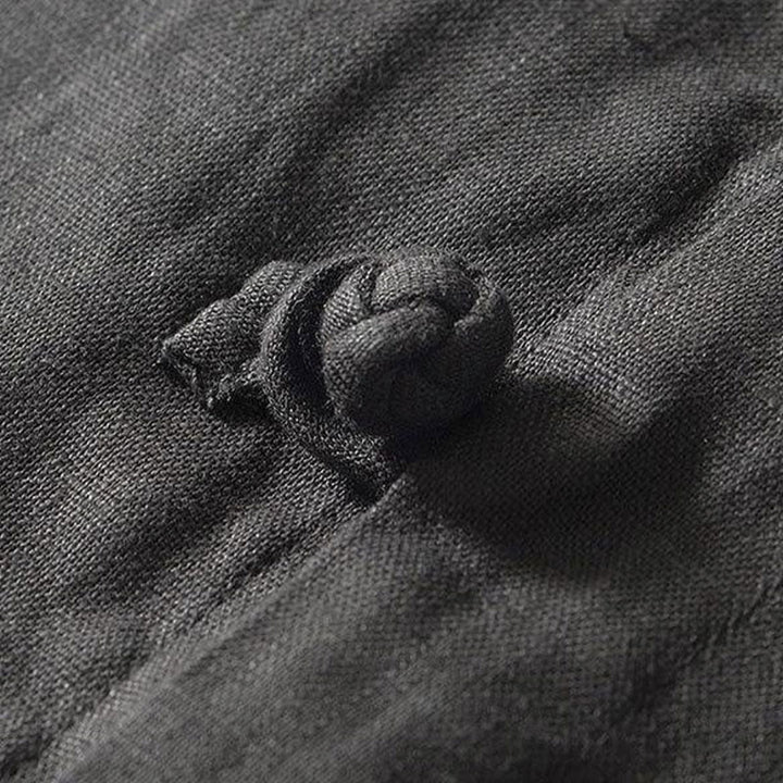 Buddha Stones Daily Herrenhemd aus Leinen mit Froschknöpfen und Stehkragen, kurzärmlig - image 3