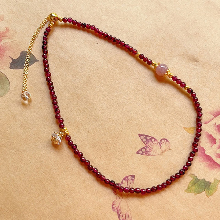 Buddha Stones Armband mit natürlichem Blumengranat und rosa Kristall, ruhig, doppelt gewickelt