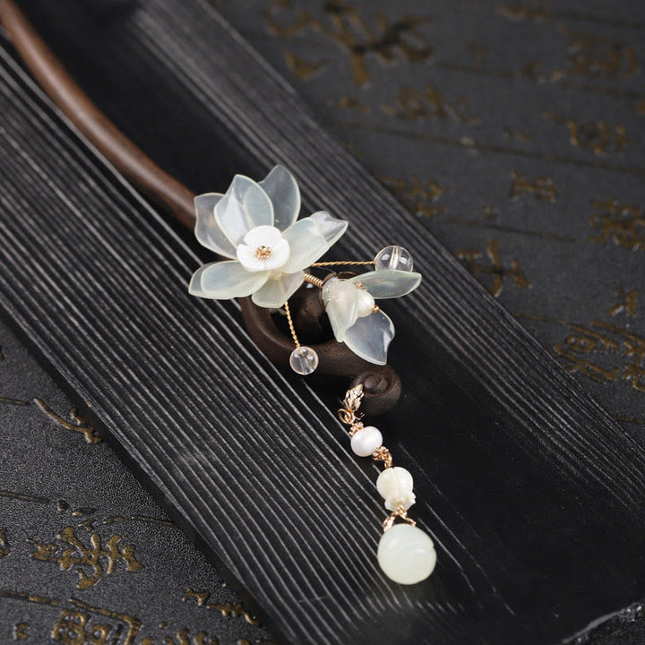 Buddha Stones Ebenholz Jade Shell Magnolia Quaste Segen Haarnadel