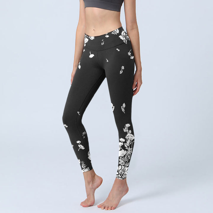 Buddha Stones Schwarze verstreute Blütenblätter Print Gym Leggings Damen Yogahose - Schwarz - US18， UK/AU22，EU50 (4XL) - image 1