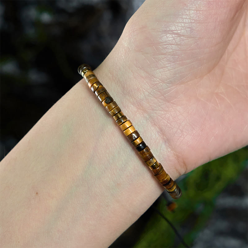 Buddha Stones Armband mit natürlichen Tigeraugen-Abstandsperlen und Mut