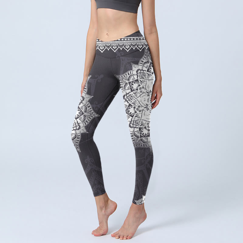 Buddha Stones Schwarze Mandala Blumen Druck Übung Leggings Damen Yoga Hose - Schwarz - US18, UK/AU22, EU50 (4XL) - image 0