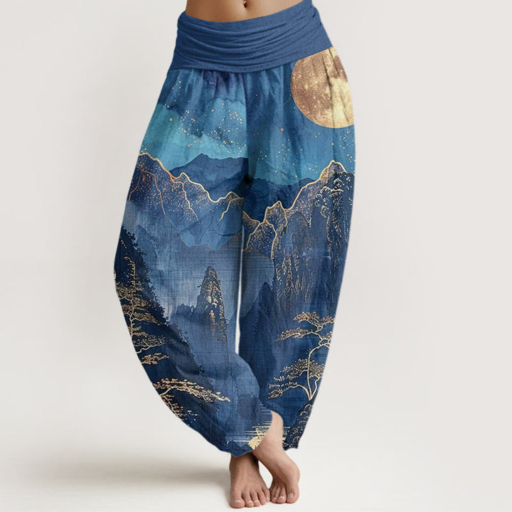 Lässige Haremshose aus Baumwolle mit Buddha Stones , Vollmond-, Berg-, Baum- und Flussmuster, elastischem Bund für Damen - SteelBlue - US22, UK/AU26, EU54 (6XL) - image 0
