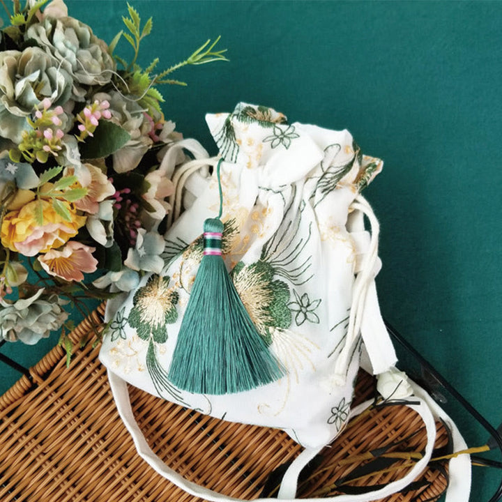Umhängetasche aus Segeltuch mit Buddha Stones, bestickten Blumen, Kirschblüten und Ranken