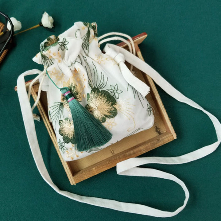 Umhängetasche aus Segeltuch mit Buddha Stones, bestickten Blumen, Kirschblüten und Ranken