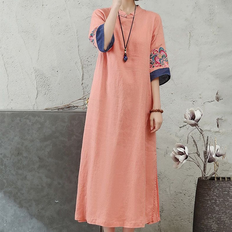 Damen-Midikleid mit Buddha Stones -Stickerei, Froschknopfleiste und halben Ärmeln - image 3