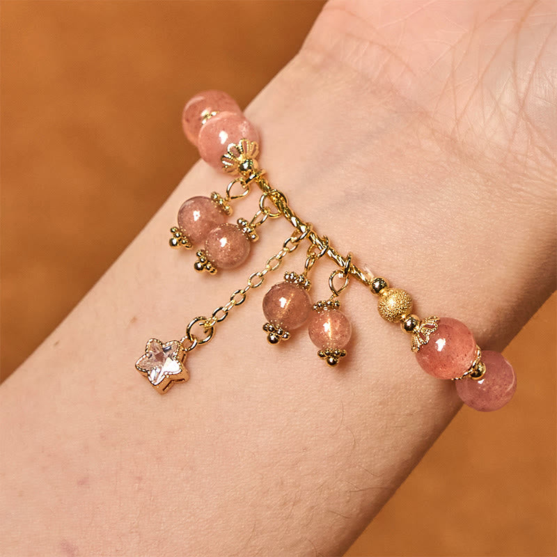 Buddha Stones Armband mit natürlichem Erdbeerquarz, vierblättrigem Kleeblatt und Stern, positives Geschenk