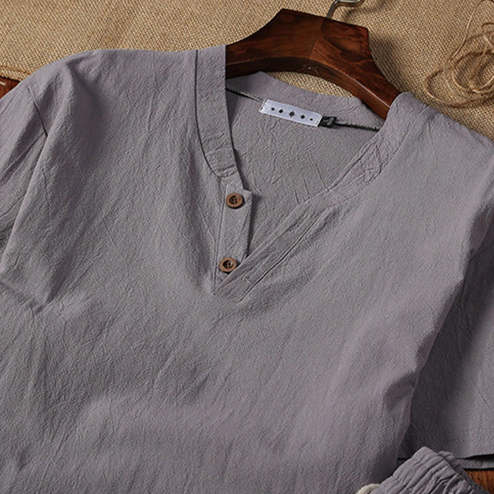 Buddha Stones 2-teiliges schlichtes T-Shirt mit gekerbtem Kragen und kurzen Ärmeln sowie Shorts mit Taschen aus Baumwollleinen für Herren - image 9