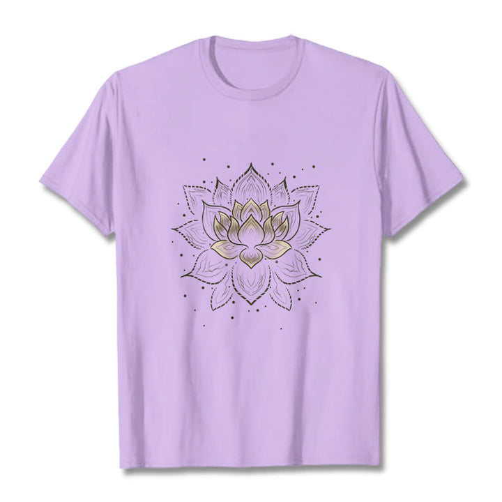 Buddha Stones ​​Goldene Lotus Blume Design T T-shirt - Pflaume - 2XL - image 17