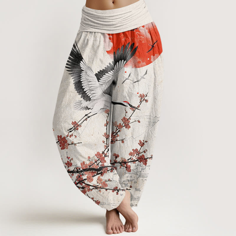 Buddha Stones Mandschurenkranich Sonne Rote Pflaumenblüten Muster Damen Haremshose mit elastischer Taille - Weißer Rauch - US22， UK/AU26，EU54 (6XL) - image 1